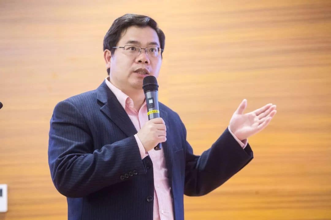 慧舟-福州大学机械工程及自动化学院先进制造技术创新中心挂牌暨船舶行业技术开发与应用研讨会成功举办