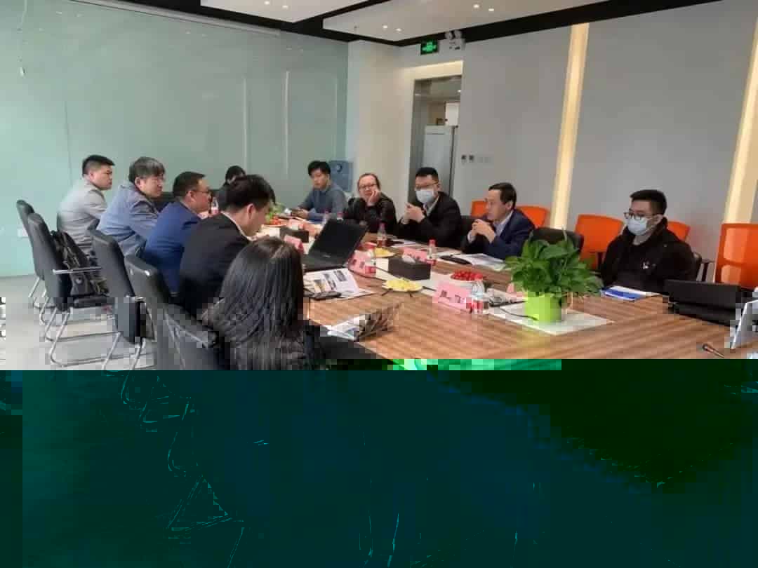 深圳市龙华投资控股(集团)有限公司一行莅临天河智造(北京)科技股份有限公司考察指导
