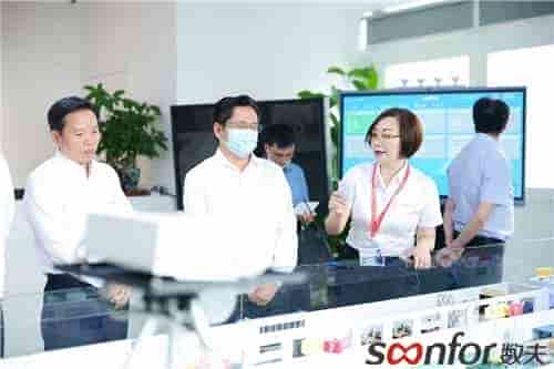 何善锦书记一行深入数夫软件调研指导，共探南康家具数字化转型之道！