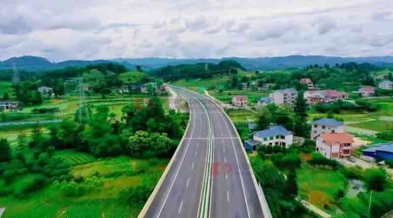 贵州湄潭至石阡高速公路正式通车