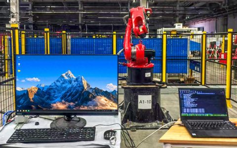 麒麟软件携手天津新松筑基智能制造，工业机器人国产方案！